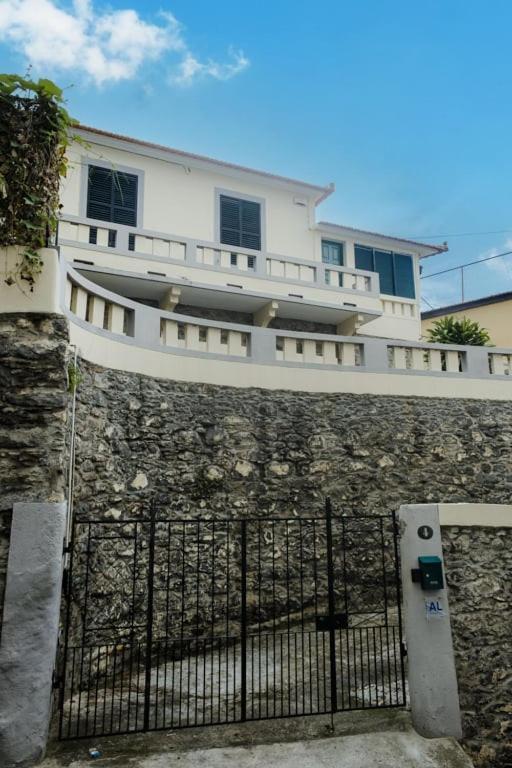 ホテル Guestready - Blissful Getaway In Funchal エクステリア 写真